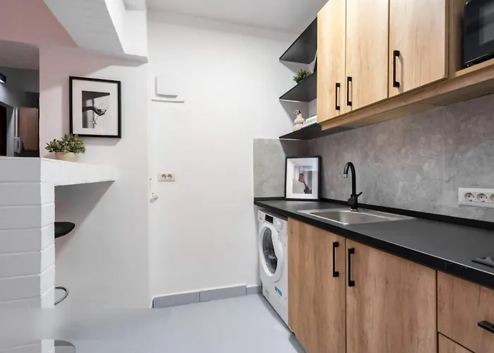 Industrial Cozy In Piata Amzei Bucureşti