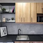 Industrial Cozy In Piata Amzei Apartman
